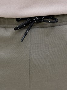 Jack & Jones Erkek Fermuar Detaylı Sweat Şort - Air -Smokey Olive - 12186750