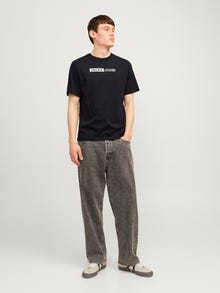 Jack & Jones Erkek Gögüs Baskili Tisört - Corplogo -Black - 12233999