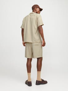 Jack & Jones Erkek Beli Lastikli Düz Renk Chino Şort - Karl Aaron -Fields Of Rye - 12253026