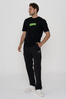Jack & Jones Erkek Göğüs Baskılı Kısa Kollu Tişört - Spray -Black - 12256272