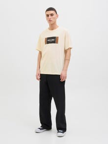 Jack & Jones Erkek Logo Baskılı Tişört - Hayato -Antique White - 12278508